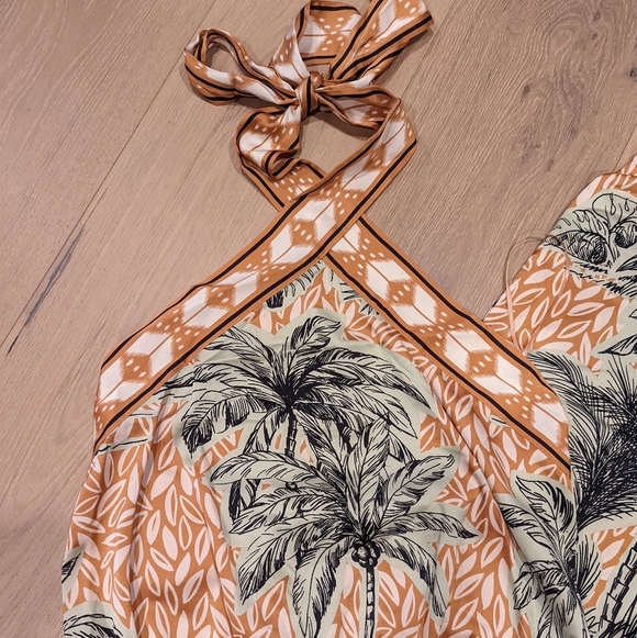 Silky Tropical Print Two-Piece Set - Picture 10 of 10